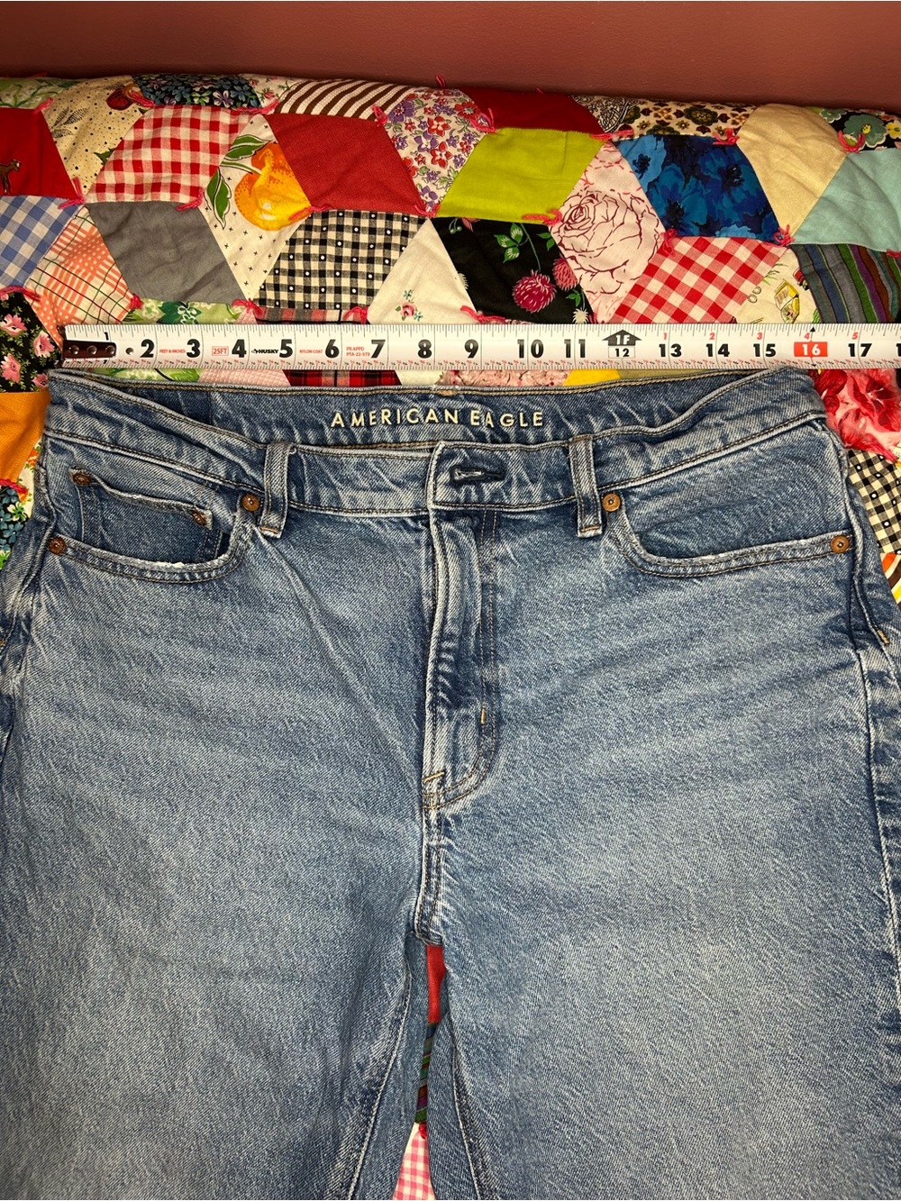 American Eagle Barrel  Jeans - Picture 3 of 4